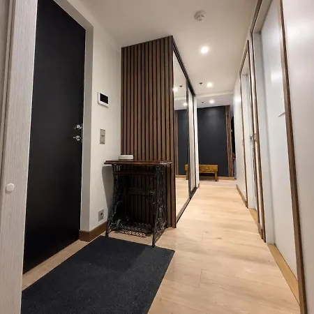 Korter Skyview Luxury, Wide Monitor And Scenic Bath Window Tallinn
